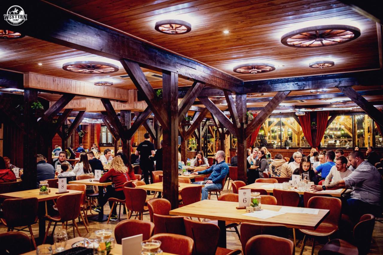 זאטור Western Camp Resort מראה חיצוני תמונה