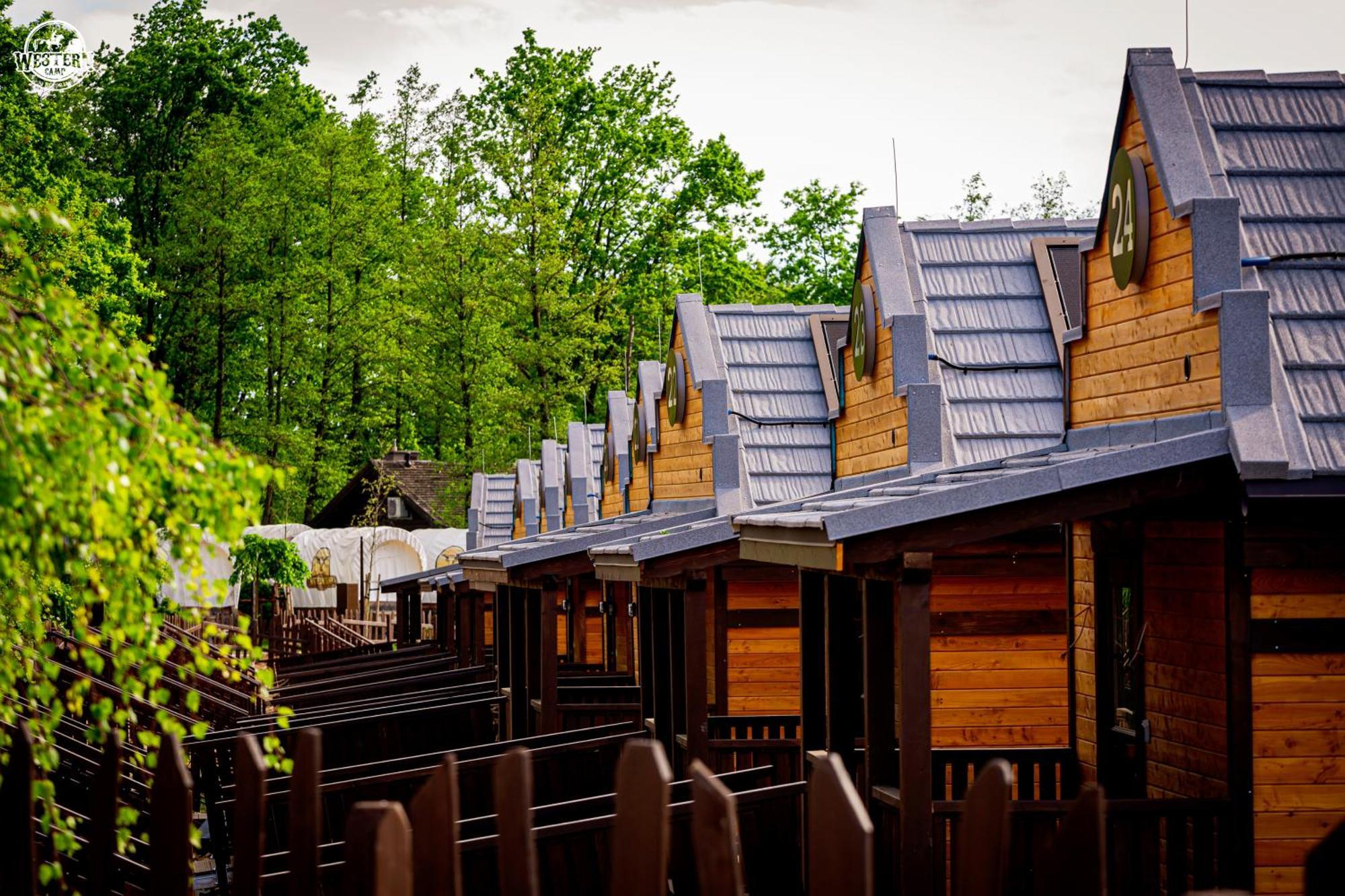 זאטור Western Camp Resort מראה חיצוני תמונה