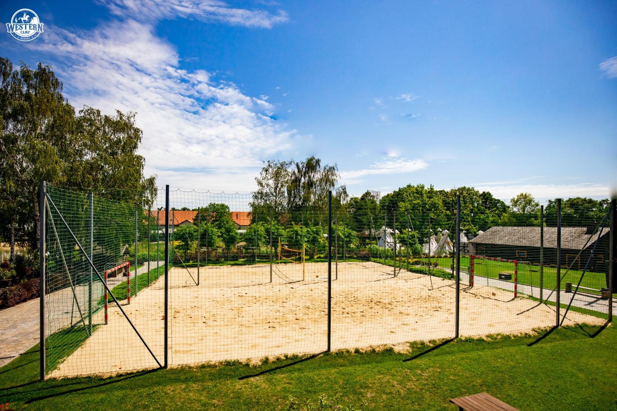 זאטור Western Camp Resort מראה חיצוני תמונה