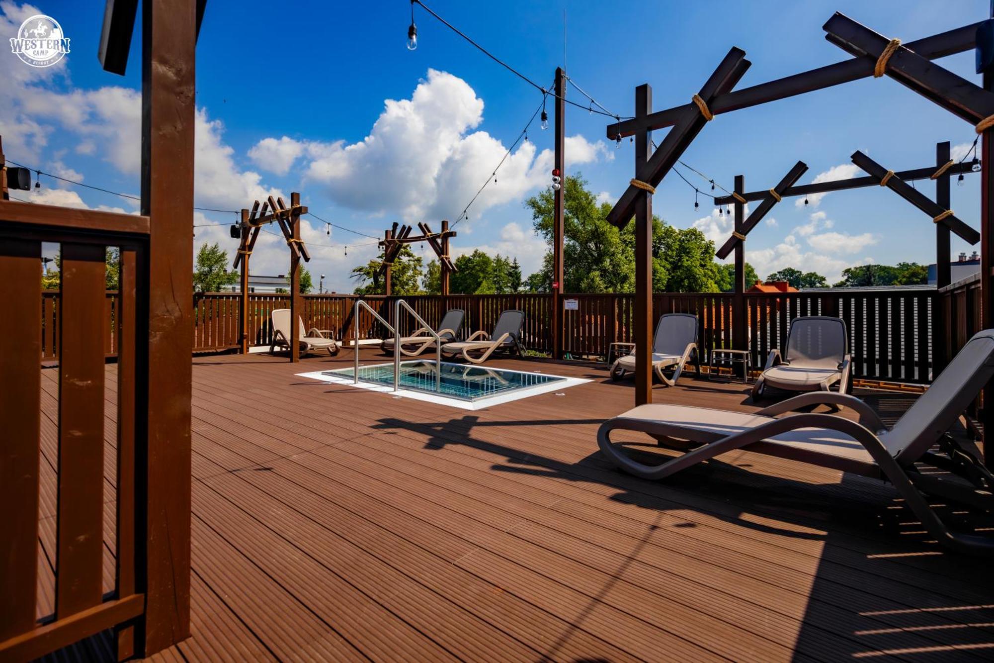 זאטור Western Camp Resort מראה חיצוני תמונה